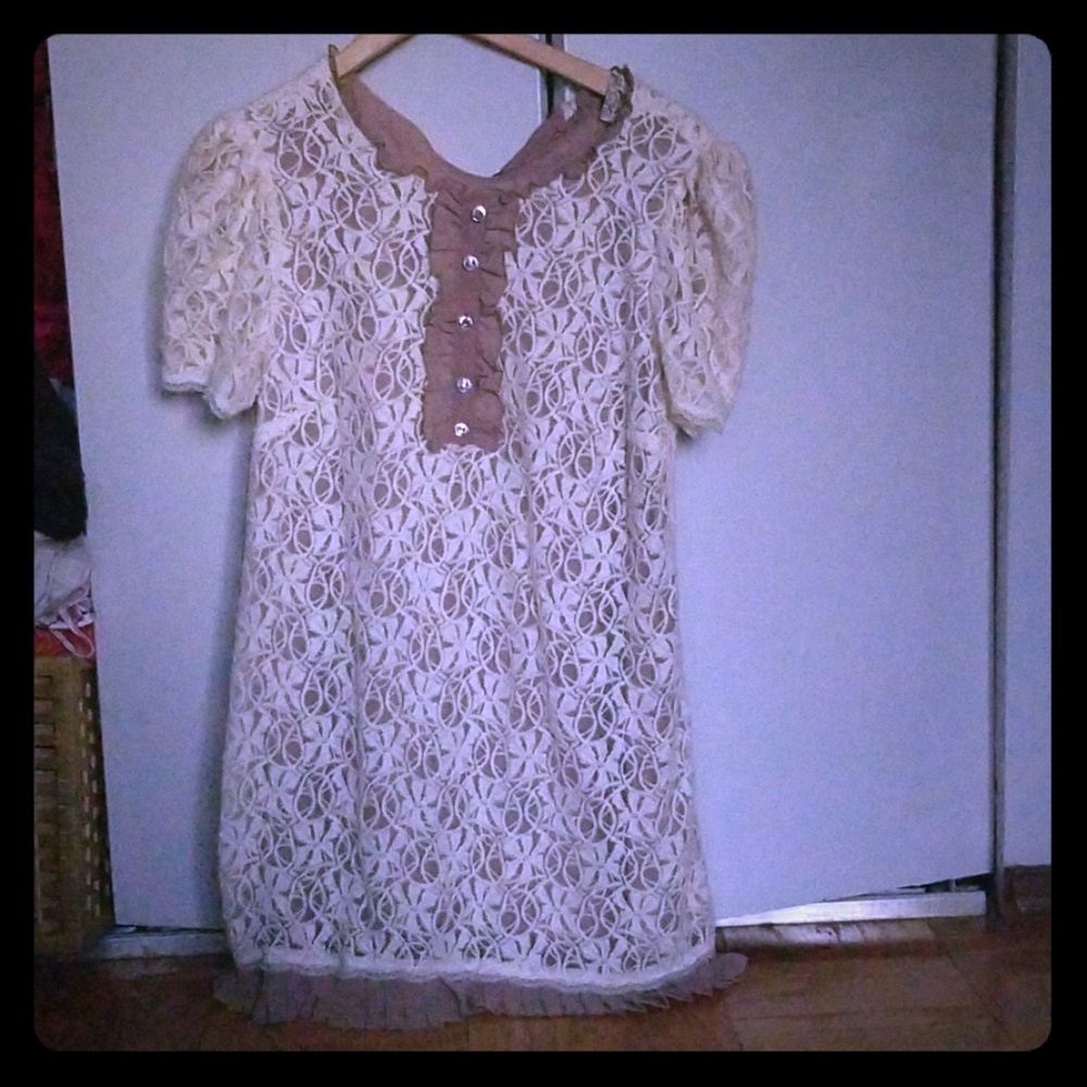 Lace midi dress